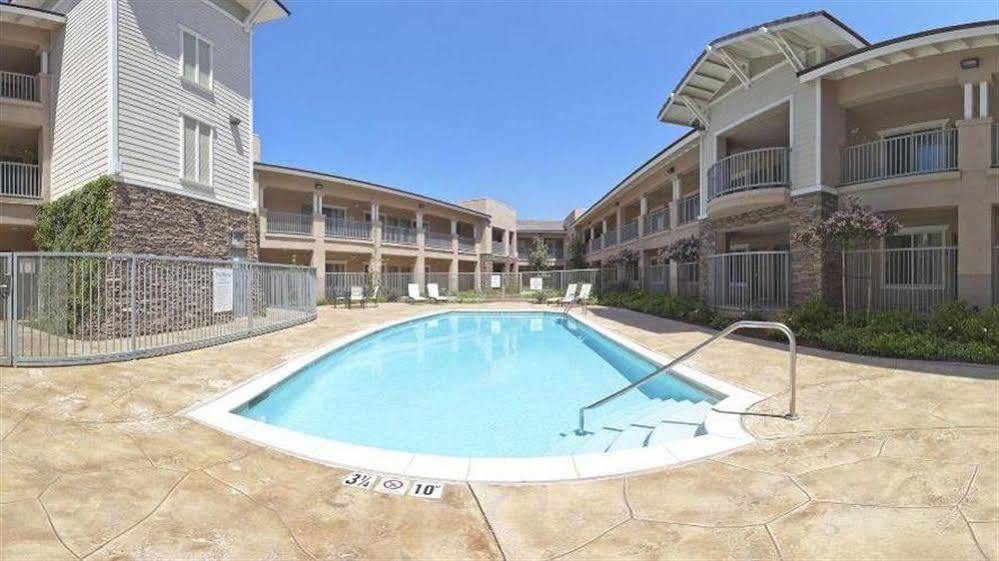Holiday Inn Express Hotel & Suites San Dimas By Ihg Zewnętrze zdjęcie